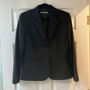 Tahari black blazer